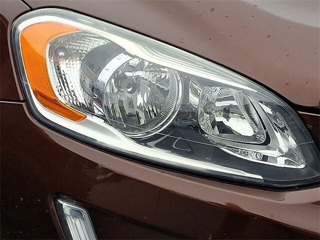 Thumbnail: 2016 Volvo XC60 - 4