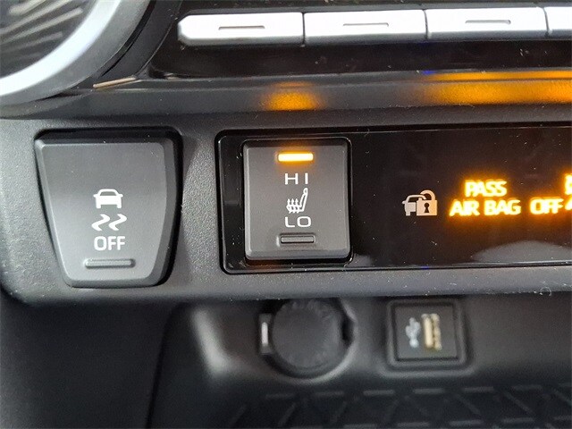 Thumbnail: 2025 Toyota RAV4 - 20