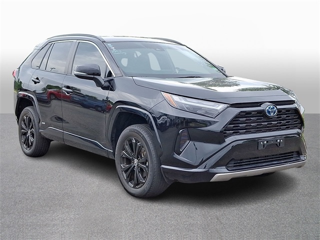 Thumbnail: 2022 Toyota RAV4 - 3