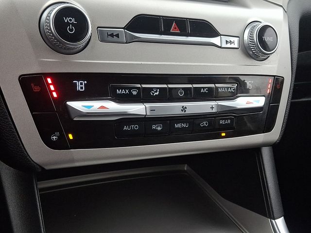 Thumbnail: 2021 Ford Explorer - 11