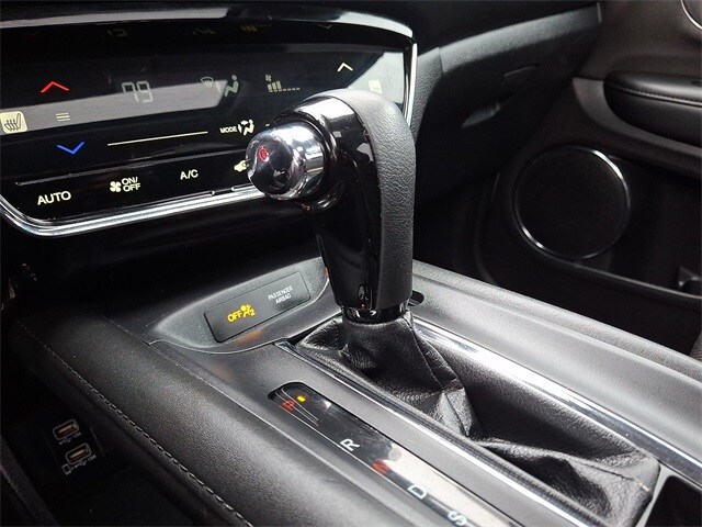 Thumbnail: 2019 Honda HR-V - 15