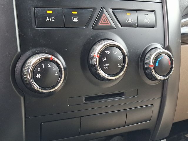 Thumbnail: 2012 Kia Sorento - 16