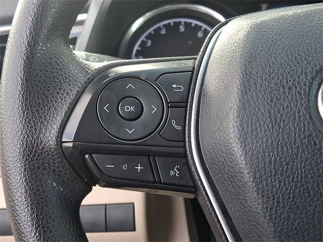 Thumbnail: 2018 Toyota Camry - 20