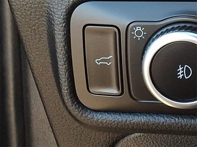 Thumbnail: 2023 Ford Explorer - 27