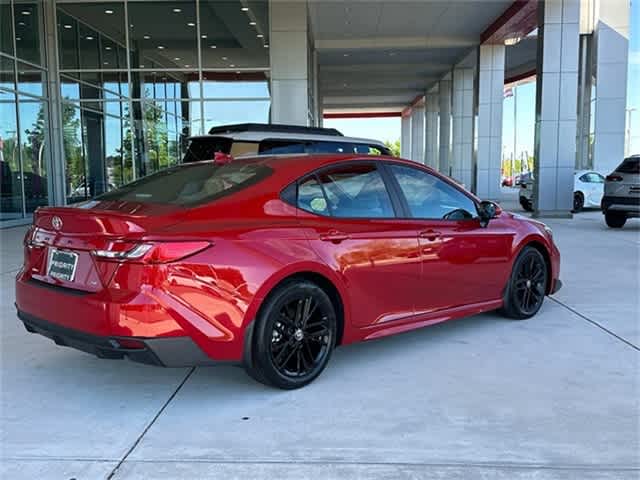2025 Toyota Camry SE 4