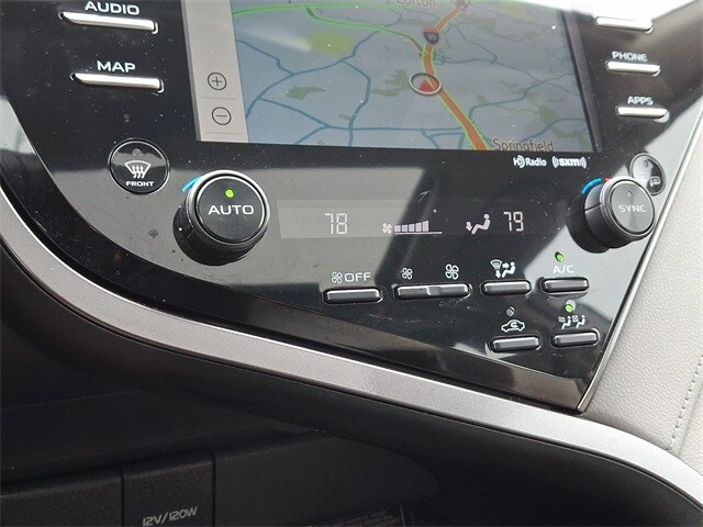 Thumbnail: 2020 Toyota Camry - 16