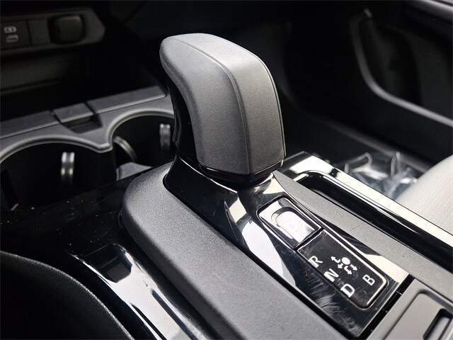 Thumbnail: 2024 Toyota Prius - 14