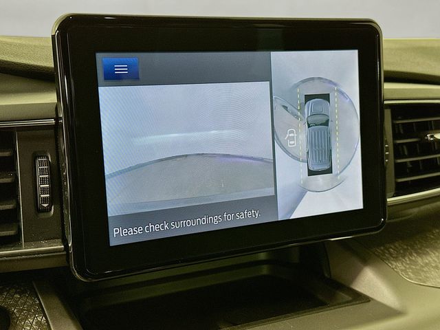 Thumbnail: 2022 Ford Explorer - 29