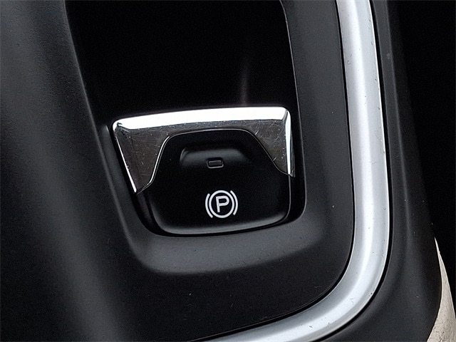 Thumbnail: 2015 Chrysler 200 - 24