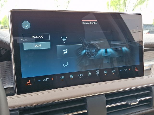 Thumbnail: 2024 Lincoln Corsair - 15