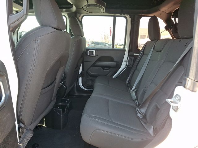 Thumbnail: 2022 Jeep Wrangler - 11