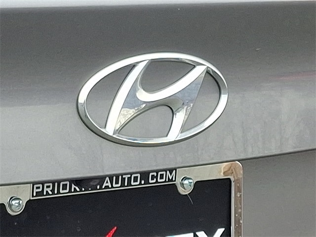 Thumbnail: 2018 Hyundai Elantra - 30