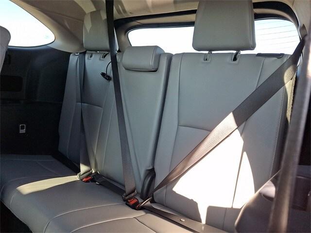 Thumbnail: 2023 Toyota Highlander - 11