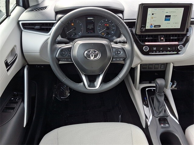 Thumbnail: 2025 Toyota Corolla Cross - 11