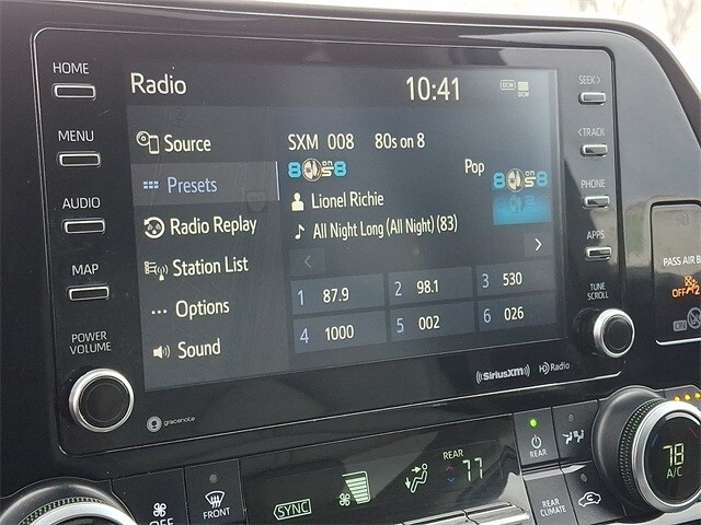 Thumbnail: 2021 Toyota Highlander - 18