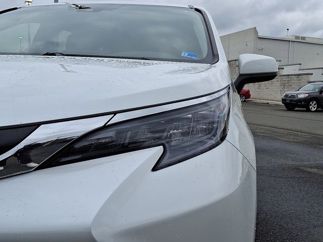 Thumbnail: 2024 Toyota Sienna - 9