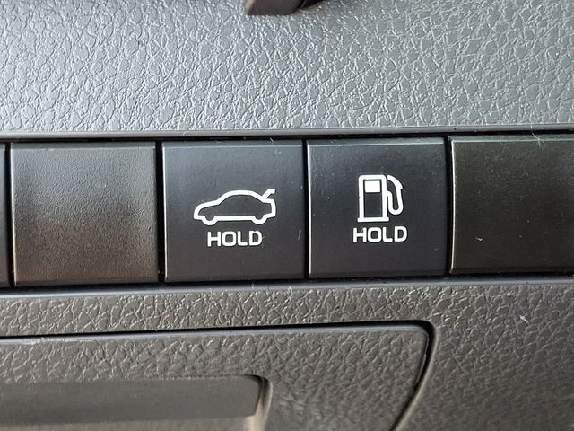 Thumbnail: 2023 Toyota Camry - 27