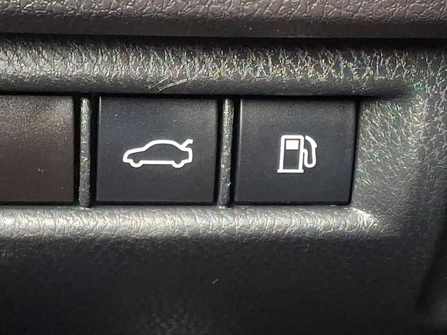 Thumbnail: 2025 Toyota Camry - 26