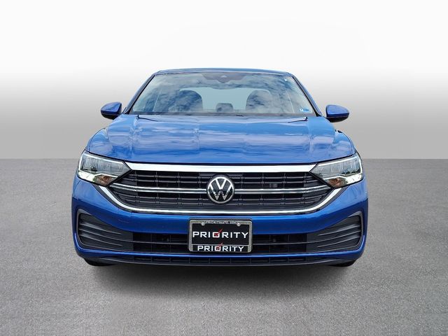 Thumbnail: 2023 Volkswagen Jetta - 2