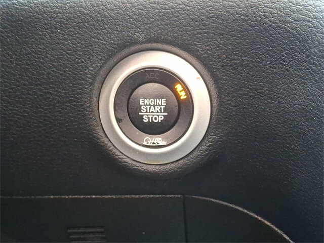 Thumbnail: 2021 Chrysler Pacifica - 24