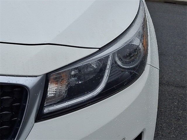 Thumbnail: 2017 Kia Sedona - 9