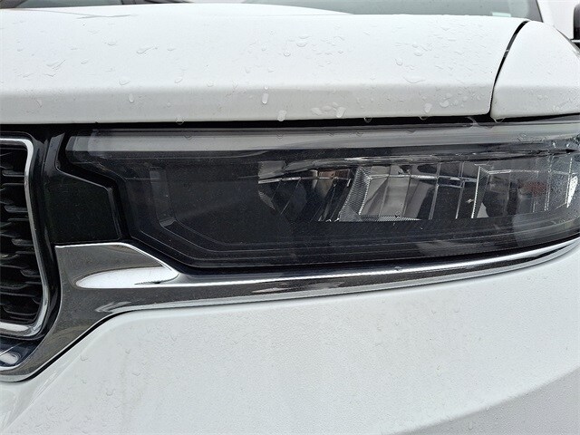 Thumbnail: 2024 Jeep Grand Cherokee - 8