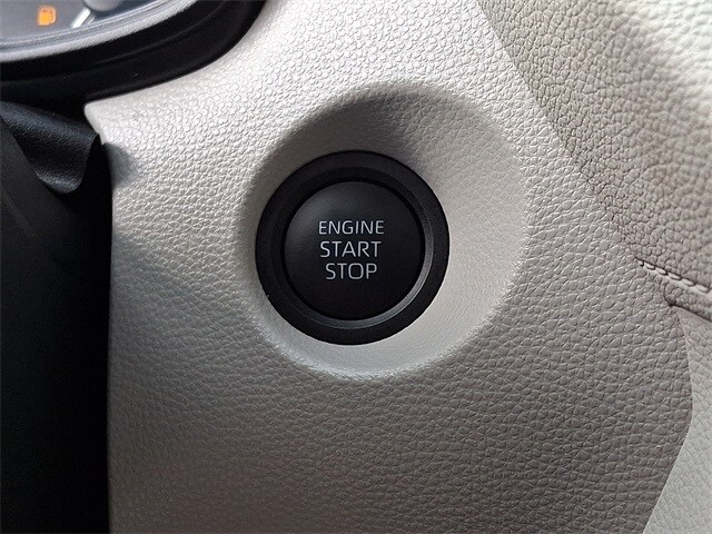 Thumbnail: 2025 Toyota Corolla Cross - 22