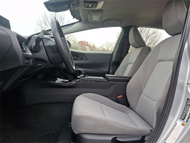 Thumbnail: 2024 Toyota Prius - 13