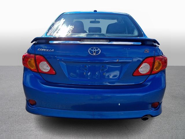 Thumbnail: 2010 Toyota Corolla - 6