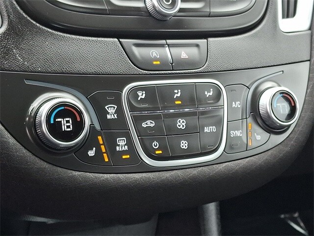 Thumbnail: 2024 Chevrolet Malibu - 15