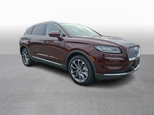 Thumbnail: 2022 Lincoln Nautilus - 3