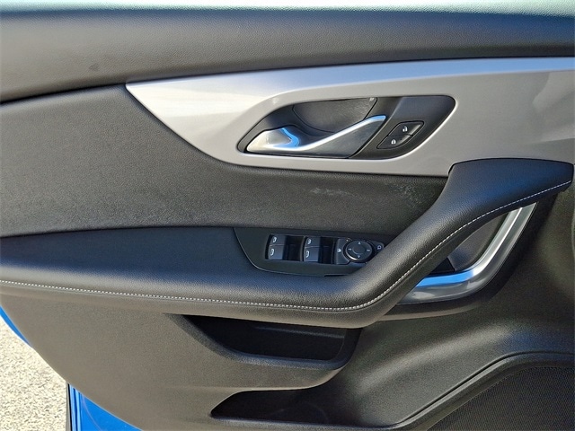 Thumbnail: 2025 Chevrolet Blazer - 11