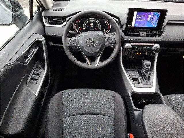 Thumbnail: 2025 Toyota RAV4 - 9