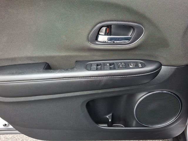 Thumbnail: 2019 Honda HR-V - 12