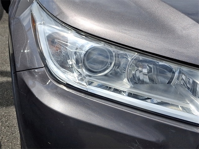 Thumbnail: 2017 Toyota Highlander - 5