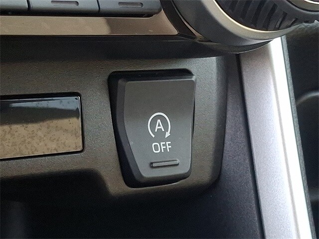 Thumbnail: 2025 Toyota RAV4 - 25