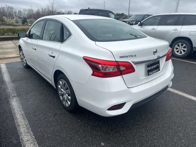Thumbnail: 2016 Nissan Sentra - 6