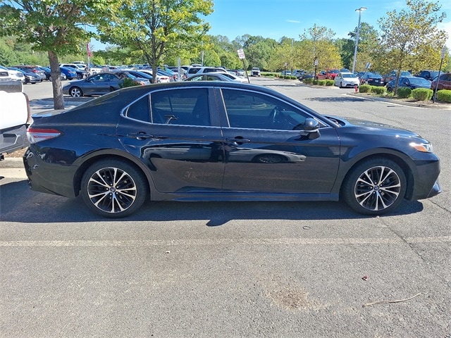 Thumbnail: 2018 Toyota Camry - 6