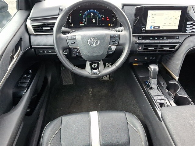 Thumbnail: 2025 Toyota Camry - 11