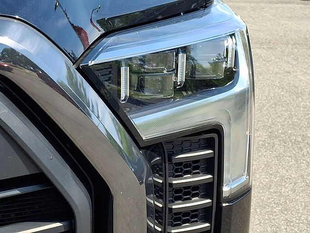 Thumbnail: 2023 Toyota Tundra - 9