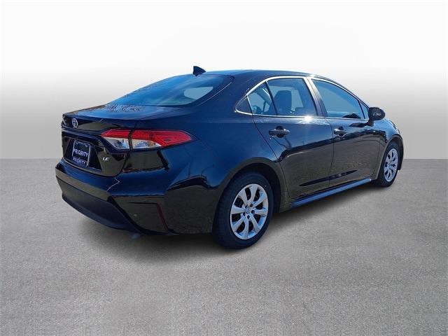 Thumbnail: 2023 Toyota Corolla - 4