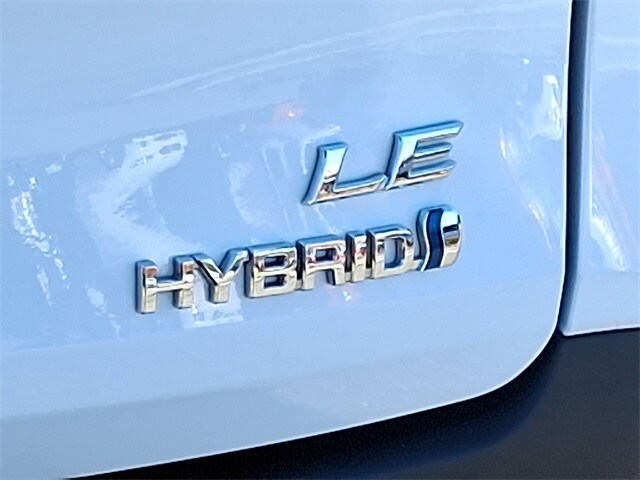 Thumbnail: 2022 Toyota Sienna - 31