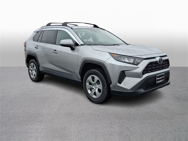 Thumbnail: 2021 Toyota RAV4 - 3