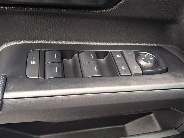 Thumbnail: 2025 Toyota Tacoma - 27