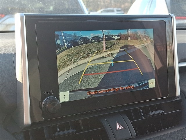 Thumbnail: 2025 Toyota RAV4 - 18