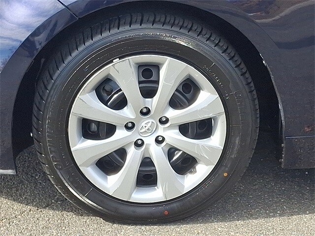 Thumbnail: 2023 Toyota Corolla - 8