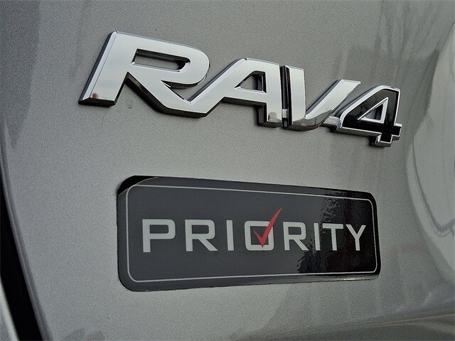 Thumbnail: 2025 Toyota RAV4 - 21