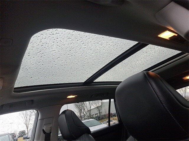 Thumbnail: 2024 Toyota Highlander - 15