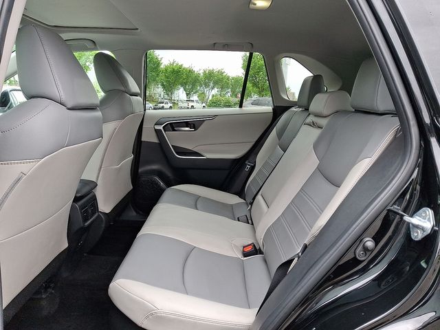 Thumbnail: 2024 Toyota RAV4 - 10