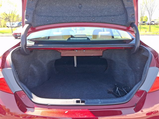 Thumbnail: 2015 Toyota Camry - 30